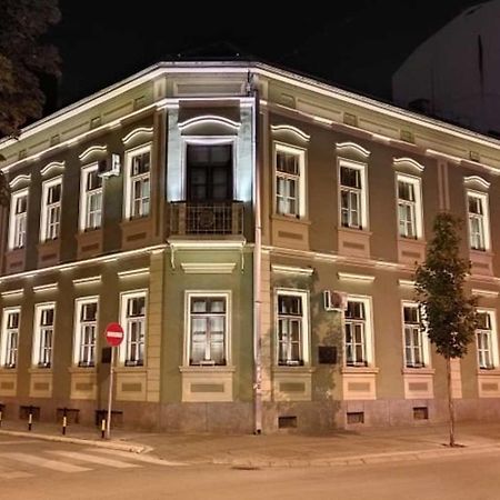 Апартаменти Lumo Ниш Екстер'єр фото